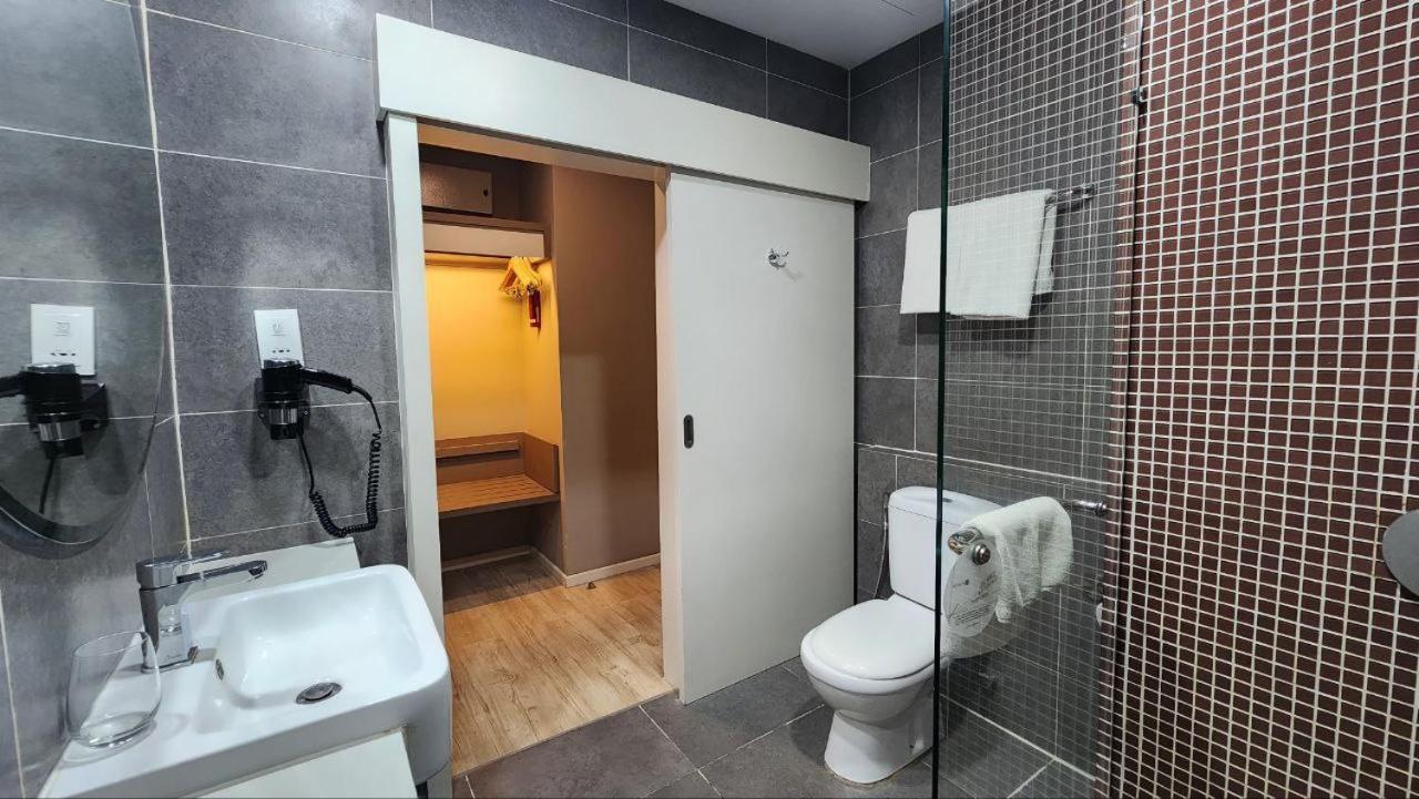 Perdana Hills Hotel Petaling Jaya Eksteriør billede
